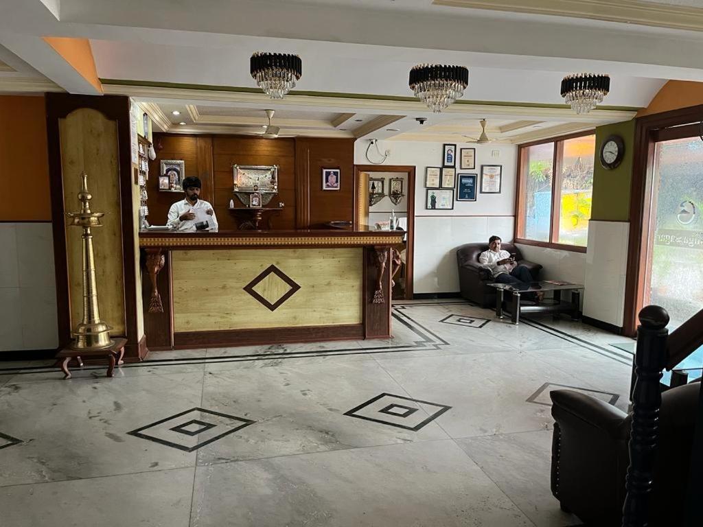 Ganga Sagar Hotel Bangalore Exterior foto